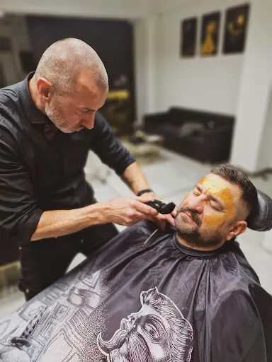 Royal Barbering